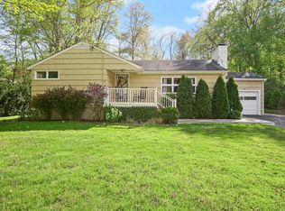 203 New Canaan Ave, Norwalk, CT 06850