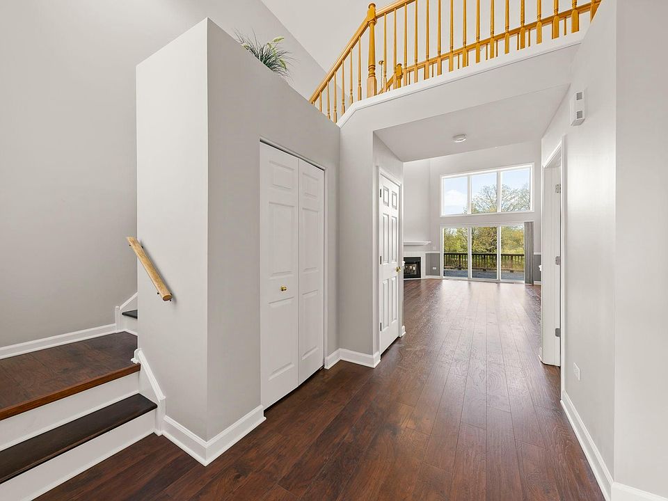 1st image of 120 Iliad Dr