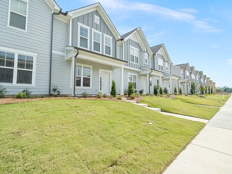 21136 Annabelle Pl — Photo 3