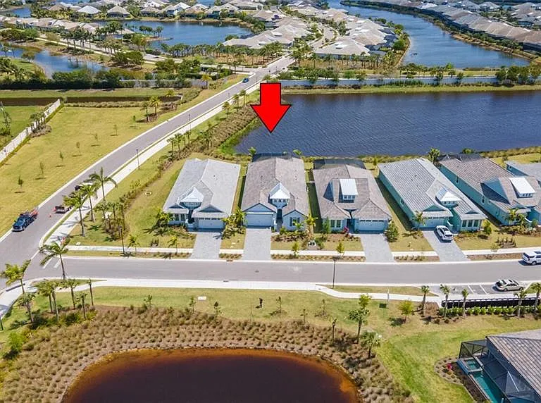 8754 Calypso Ct — Photo 40