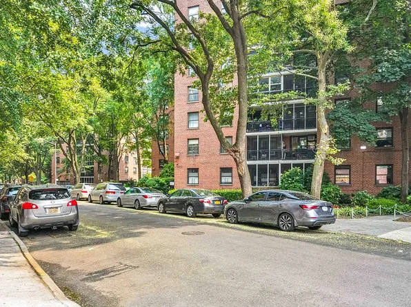 35-51 85th St #5N, Jackson Heights, NY 11372