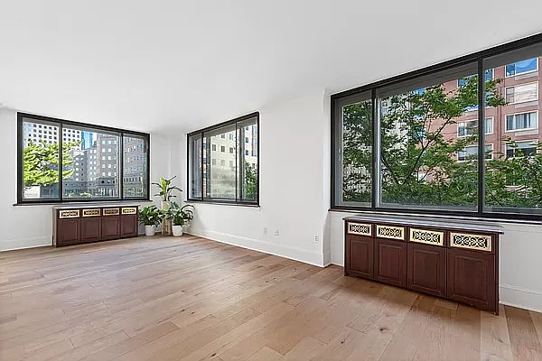 1st image of 300 Albany St APT 4I