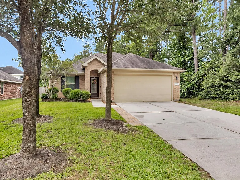 1700 Fall Forest Ct — Photo 41