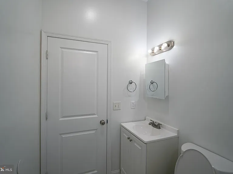 2410 Wharton St #1 — Photo 20