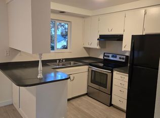 815 SW Cozine Ln APT 10, McMinnville, OR