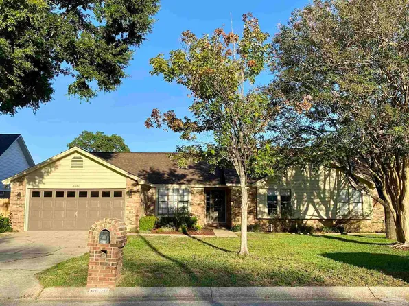 6520 El Presideo, Pensacola, FL 32504