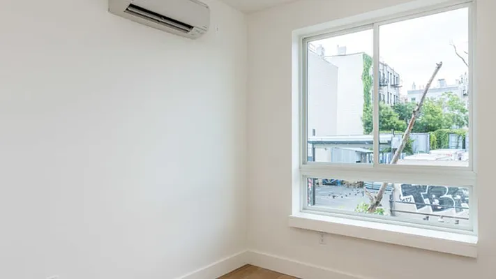 Rented by Nooklyn NYC LLC | media 88