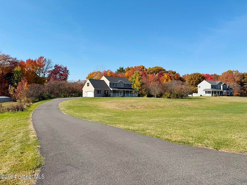 2nd image of 5 Beverly Drive