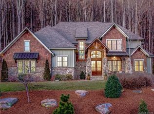 7 Twin Spring Ct, Fairview, NC 28730