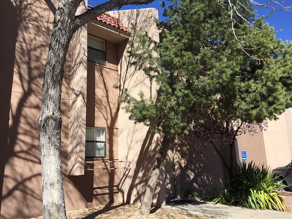 1st image of 10224 Admiral Halsey Dr NE APT B