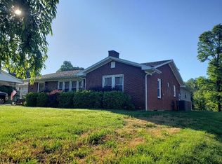 835 Glendale Rd, Galax, VA 24333