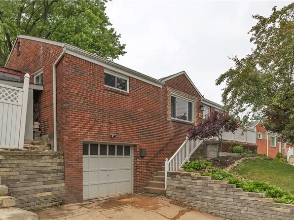 3512 Wallace Dr, Pittsburgh, PA 15227