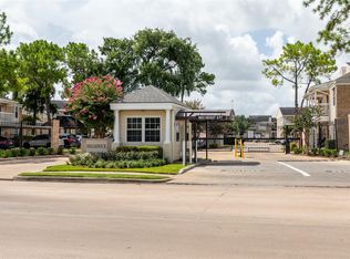 2750 Holly Hall St APT 104, Houston, TX 77054