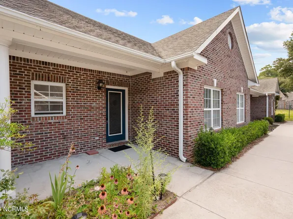 235 Hibiscus Way, Wilmington, NC 28412