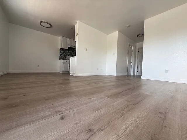 1929 Echo Park Ave #102 — Photo 13