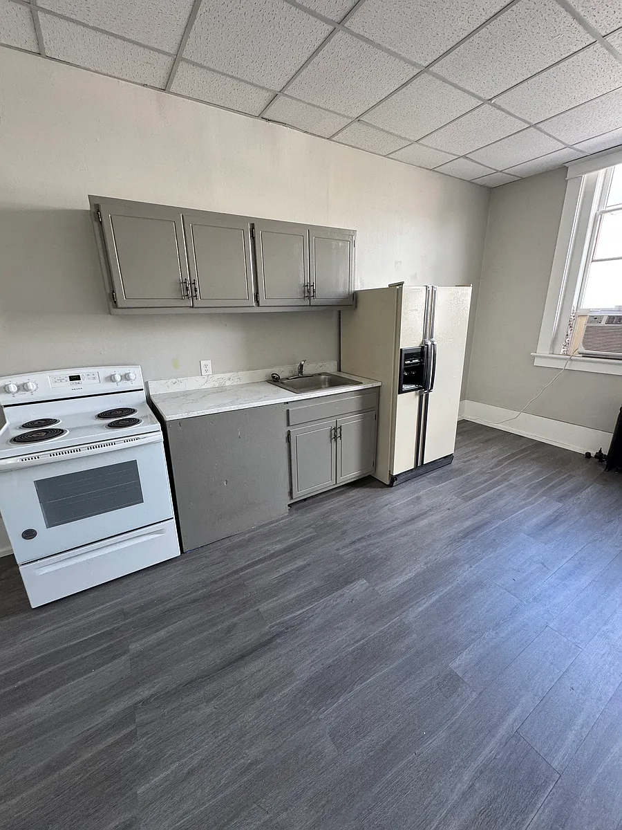 Building Photo - 420 Roane St #7