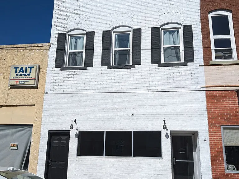 123 W Moniteau St — Photo 3