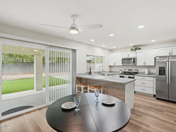 836 W LAGUNA AZUL Avenue, Mesa, AZ 85210