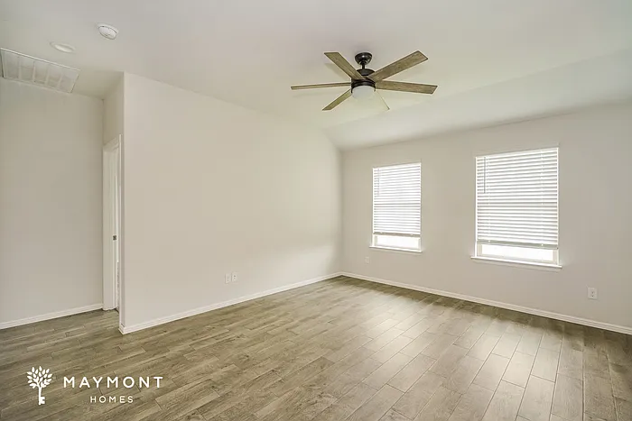 9732 Walnut Cove Dr — Photo 4