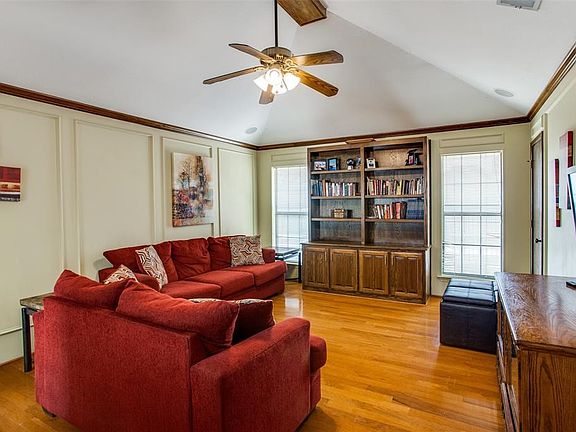 3rd image of 4217 Old Dominion Dr