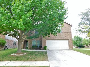 1139 Blue Jay Dr, Aubrey, TX 76227
