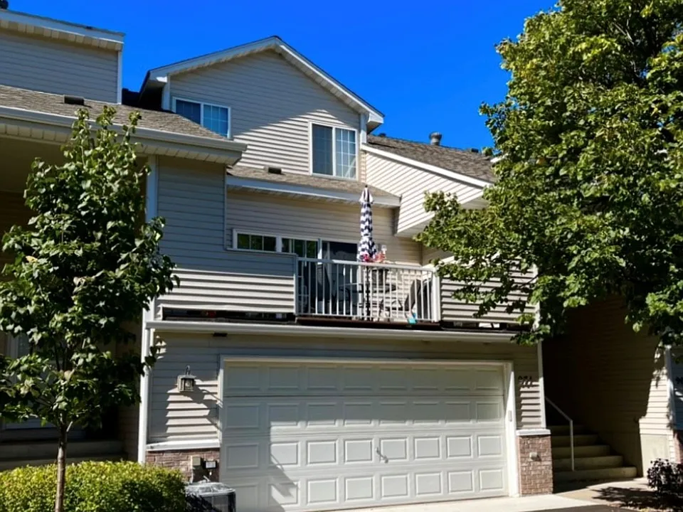 971 Santa Vera Dr