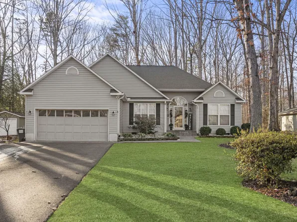 104 Silver Spring Dr, Locust Grove, VA 22508