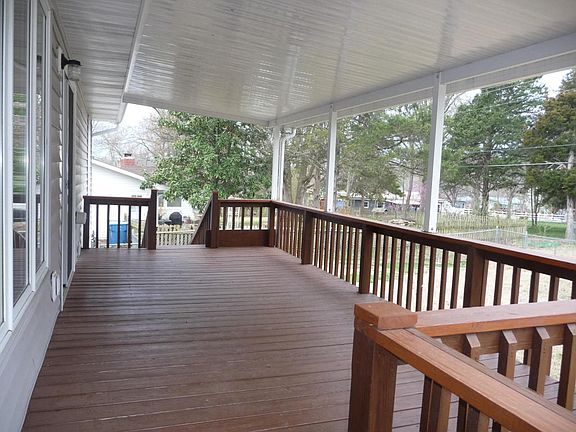 5th image of 14 Sycamore Dr