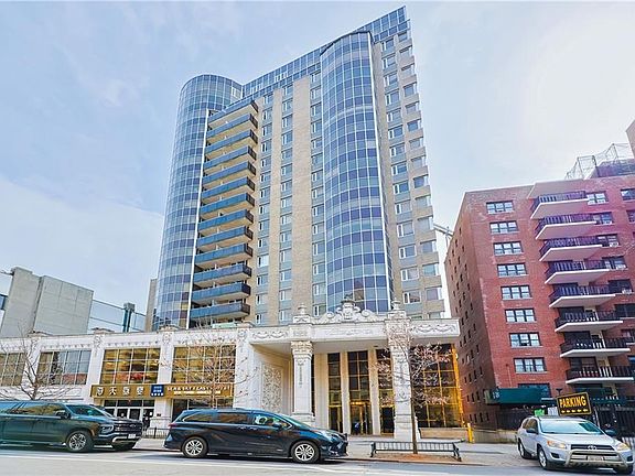 2nd image of 13338 Sanford Ave #17B