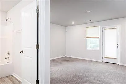 1106 Shoreside Dr — Photo 4