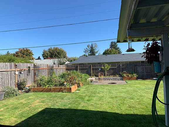 Beautiful back yard!