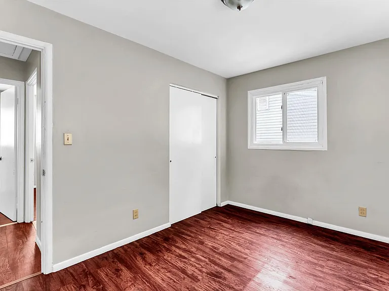1208 Congress Ave — Photo 17