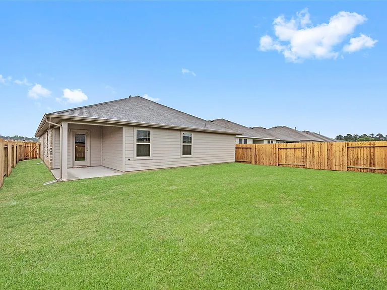 40491 Garden Heights Ln — Photo 14