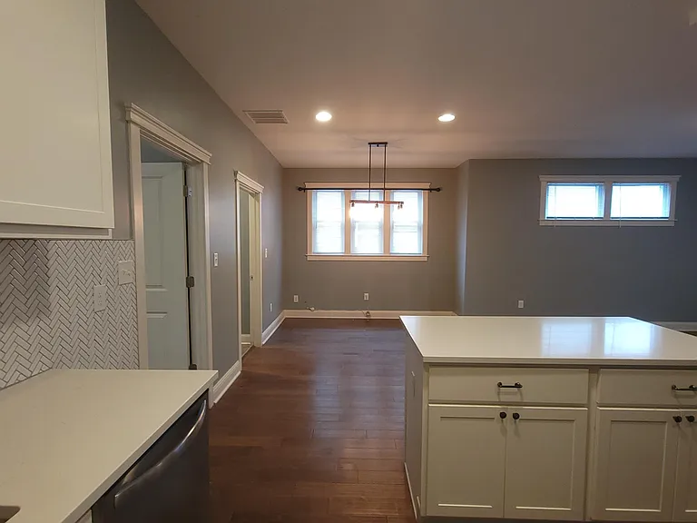 3123 Broadway St — Photo 27