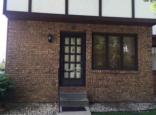 3013 Lisa Dr APT 6, Bloomington, IL