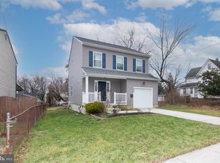208 E Lafayette Ave, Magnolia, NJ 08049