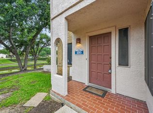 543 Ranch Trl APT 180, Irving, TX 75063