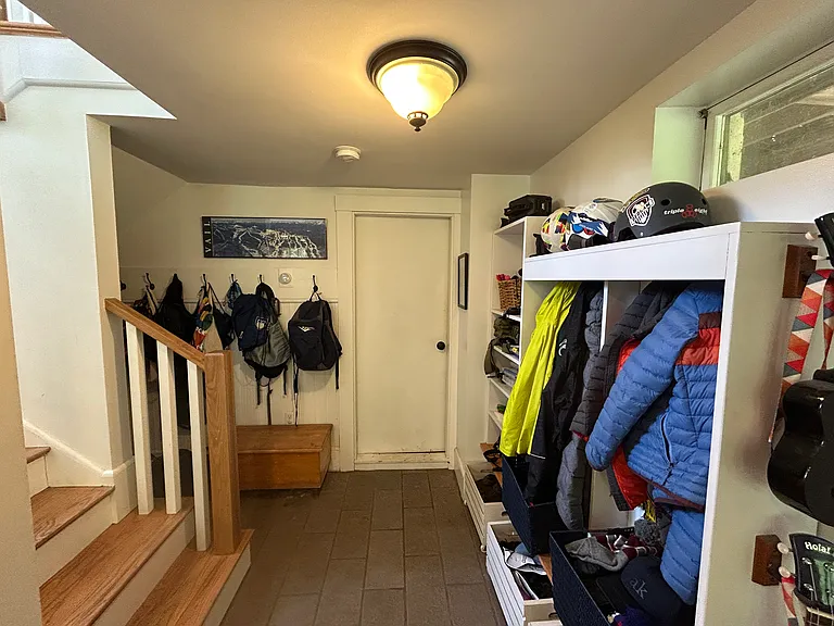 62 Richards St — Photo 27