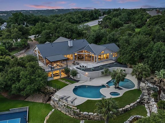 3rd image of 3304 Barton Creek Blvd