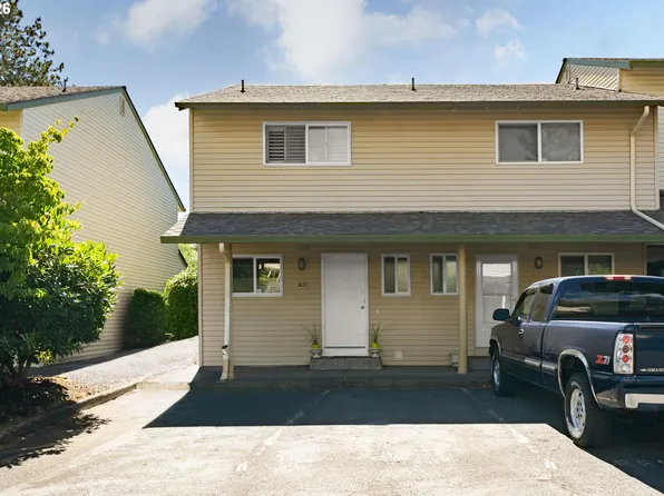 541 N Hayden Bay Dr, Portland, OR 97217
