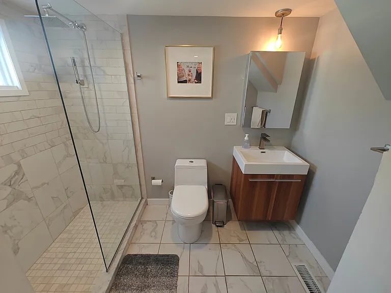 73R Rush St — Photo 7