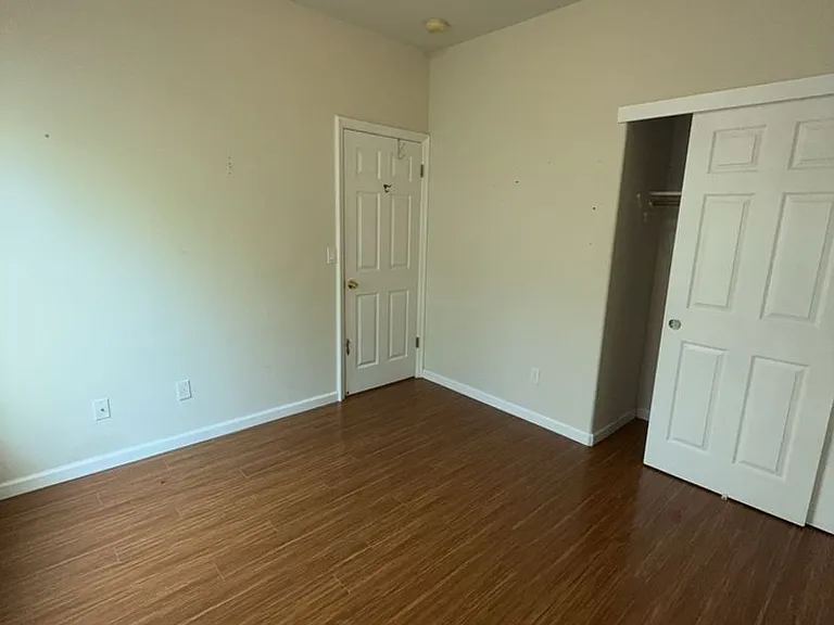 5152 Renaissance Ct — Photo 18