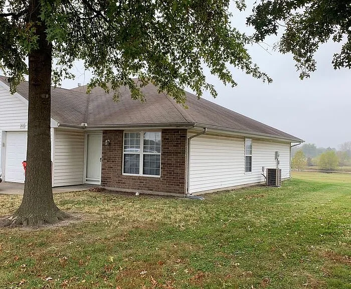 206 NW Parker Dr — Photo 12