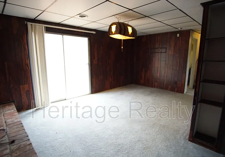 6209 Bryan Ln — Photo 24