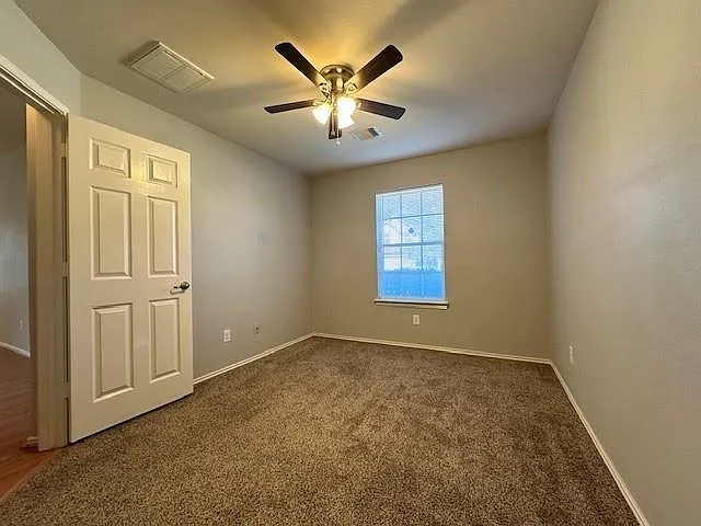 10426 Whisper Bluff Dr — Photo 16