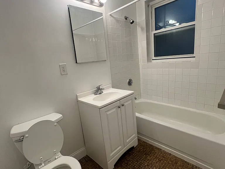 111 Norway St #201 — Photo 5