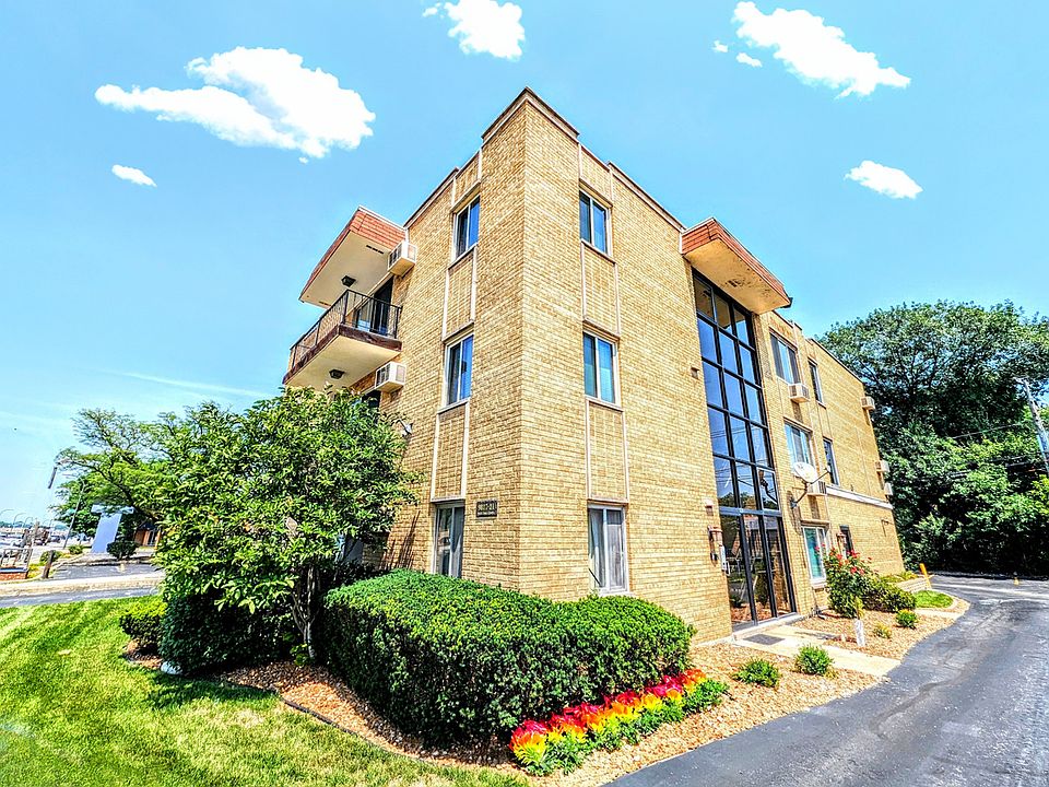1st image of 9819 S Cicero Ave #4