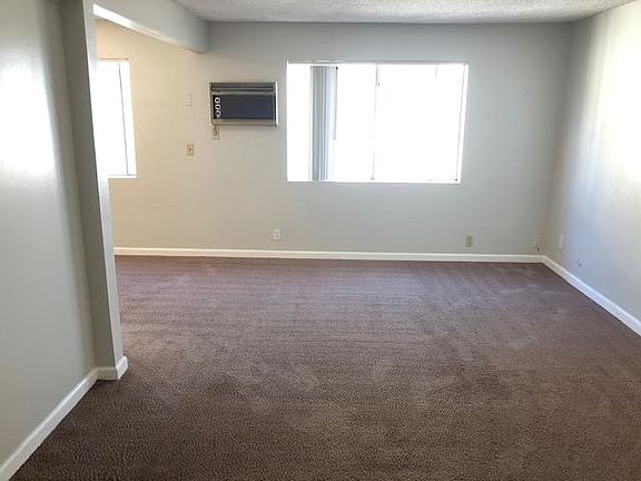 4th image of 4204 Boundary St APT F