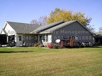 1st image of 907 E 6th St