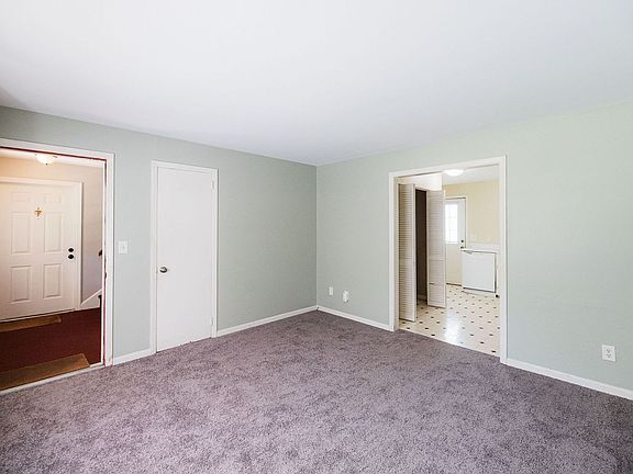 5th image of 315 S Mendenhall St APT B